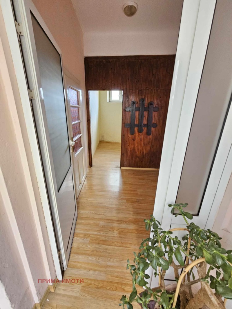 Till salu  Hus Golv Varna , Gracka mahala , 76 kvm | 98227950 - bild [3]