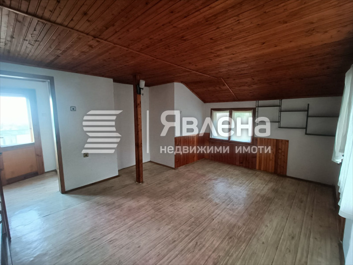 Продава КЪЩА, с. Марково, област Пловдив, снимка 17 - Къщи - 53240033