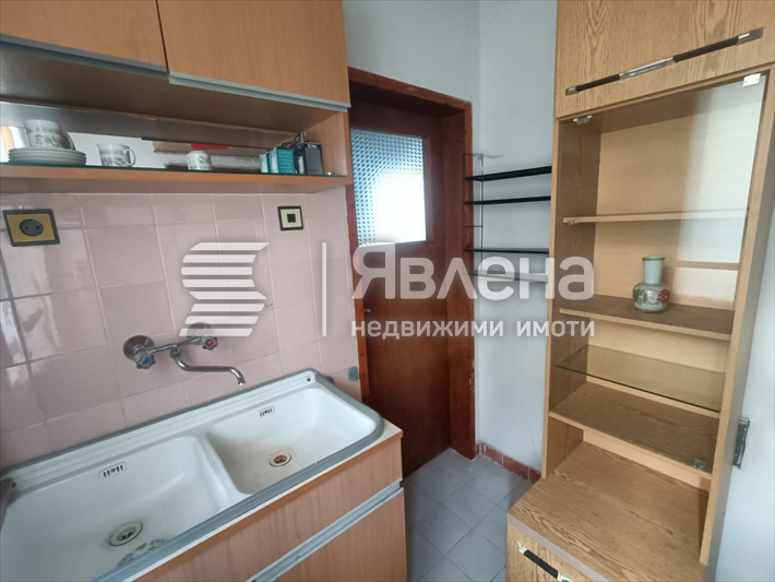 Продава КЪЩА, с. Марково, област Пловдив, снимка 10 - Къщи - 53240033