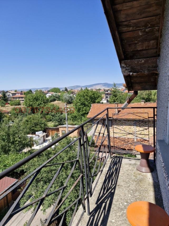 Продава КЪЩА, гр. София, с. Волуяк, снимка 2 - Къщи - 53664331