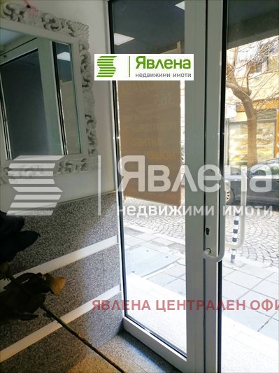 Продава ЗАВЕДЕНИЕ, гр. София, Център, снимка 1 - Заведения - 48286541