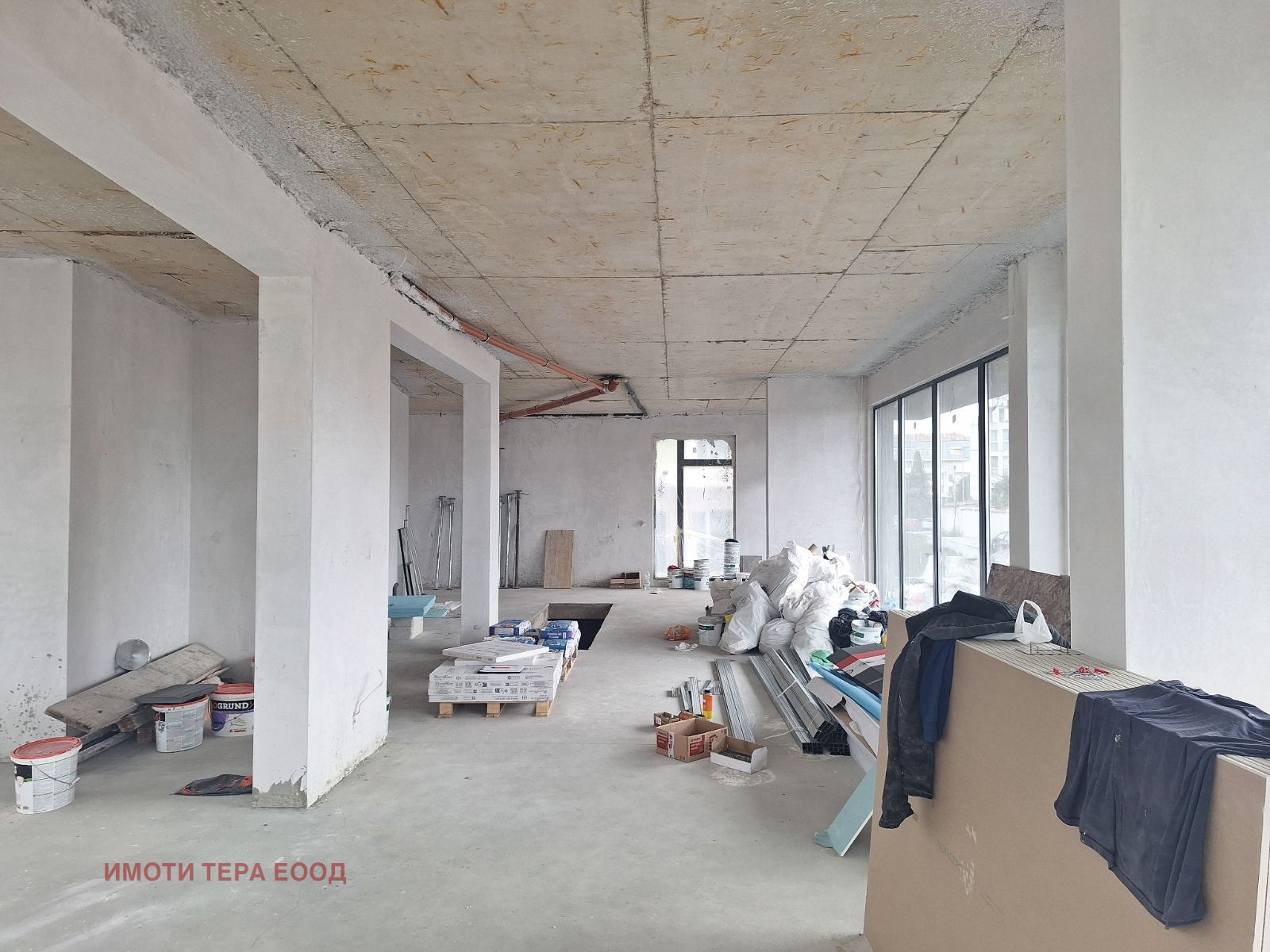 Продава МАГАЗИН, гр. Варна, м-т Ален мак