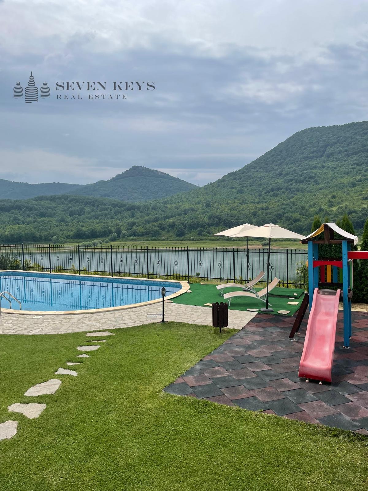 Продава САМОСТОЯТЕЛНА СГРАДА | Imot.bg — изображение 2