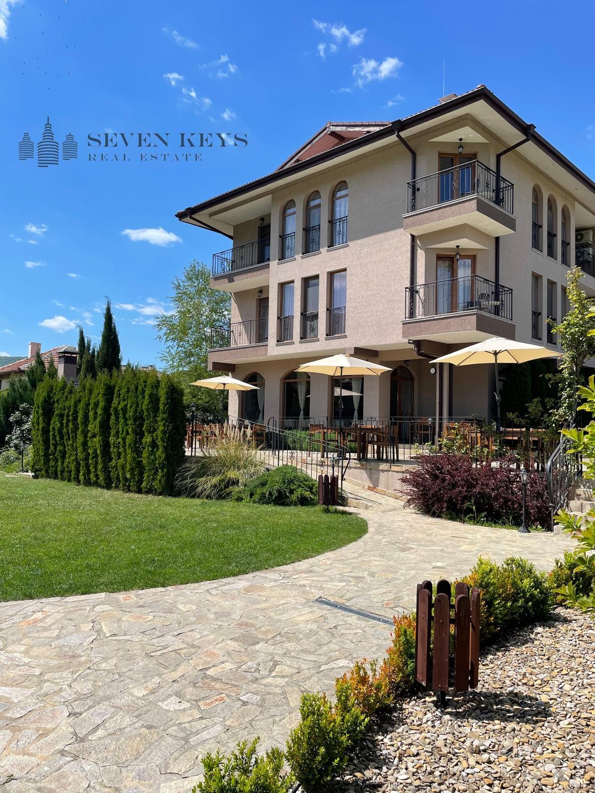 Продава САМОСТОЯТЕЛНА СГРАДА | Imot.bg — изображение 1