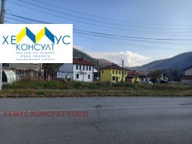 Продажба на парцели в област Ловеч — страница 2 - изображение 4 