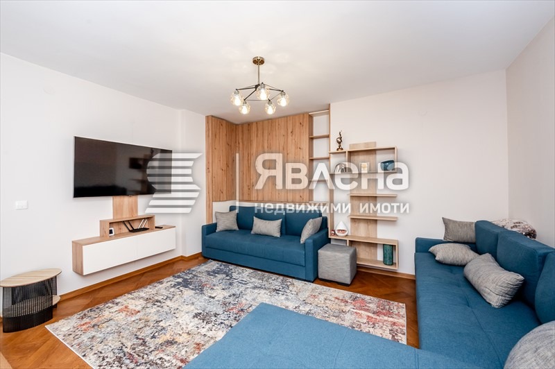 Продава 3-СТАЕН, гр. София, Център