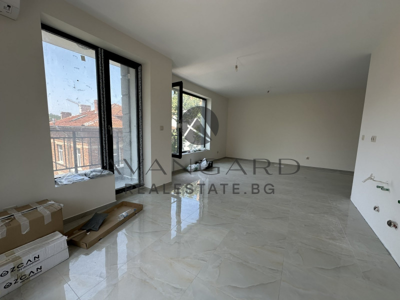 Zu verkaufen  3 Schlafzimmer Plowdiw , Zentar , 115 qm | 38583414 - Bild [2]