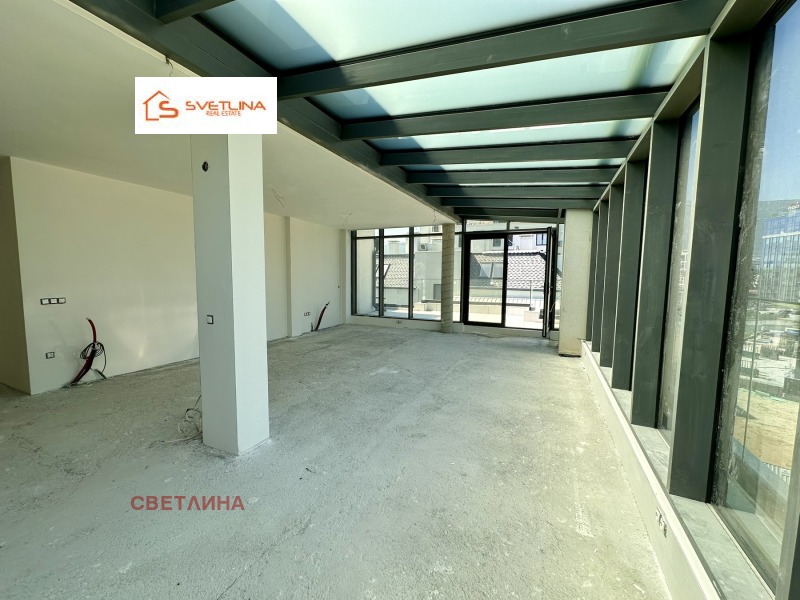 À venda  Mais de 3 quartos Sofia , Hladilnika , 251 m² | 73331633 - imagem [8]