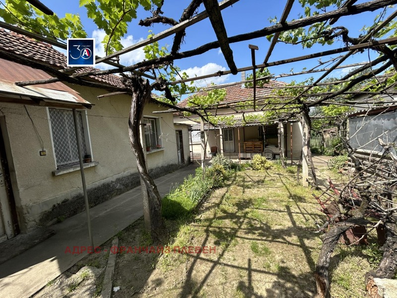 Продава КЪЩА, с. Горни Вадин, област Враца, снимка 1 - Къщи - 45729415