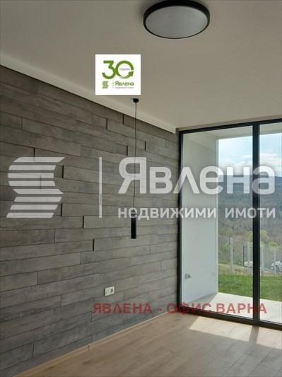 Продава КЪЩА, с. Църква, област Добрич, снимка 5 - Къщи - 47585517