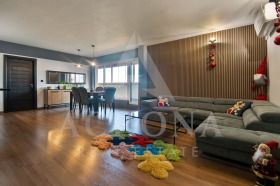 4-СТАЕН, 188 m2