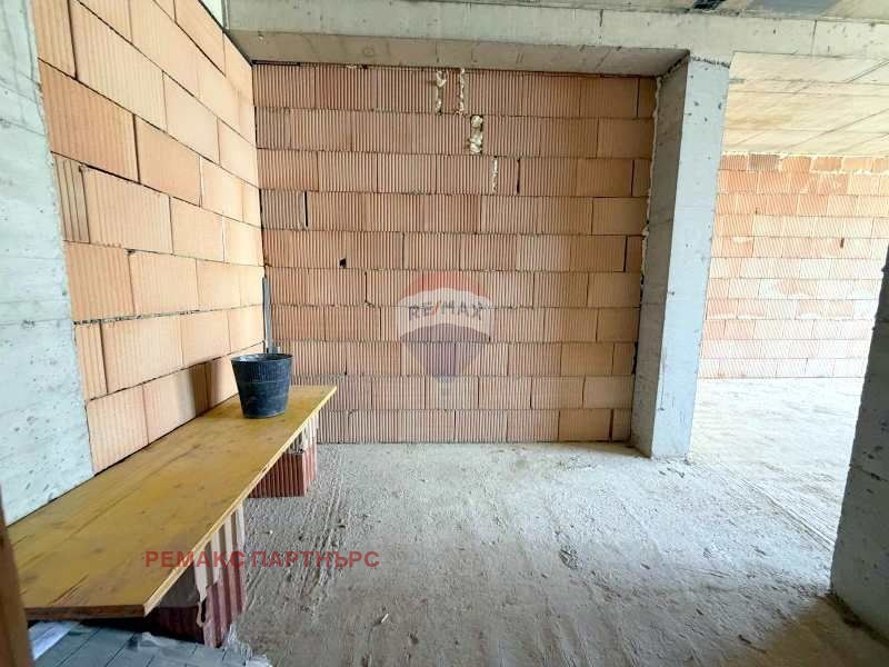 Продава 1-СТАЕН, гр. Варна, Изгрев, снимка 5 - Апартаменти - 48316529