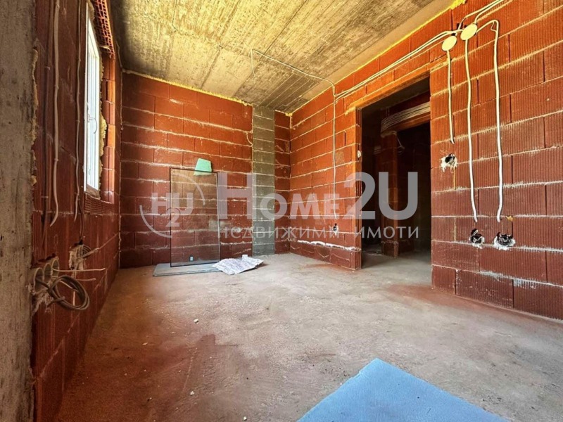 In vendita  2 camere da letto Plovdiv , Komatevo , 100 mq | 77290001 - Immagine [8]