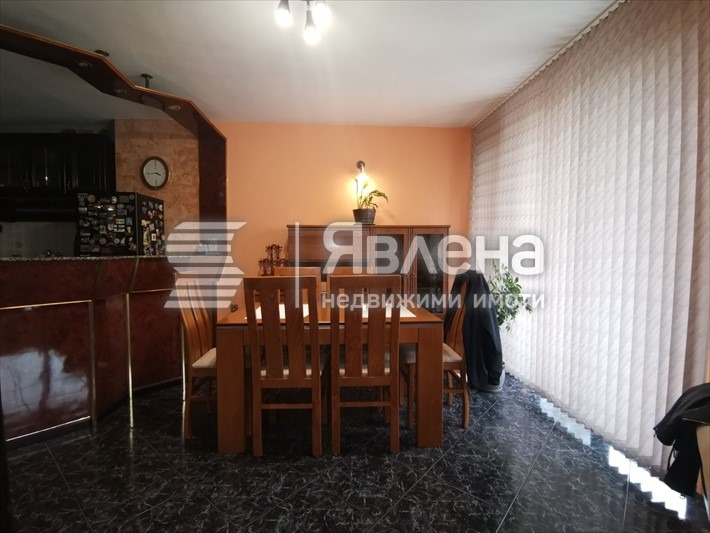 Продава 3-СТАЕН, гр. Пловдив, Младежки Хълм, снимка 3 - Aпартаменти - 47370749