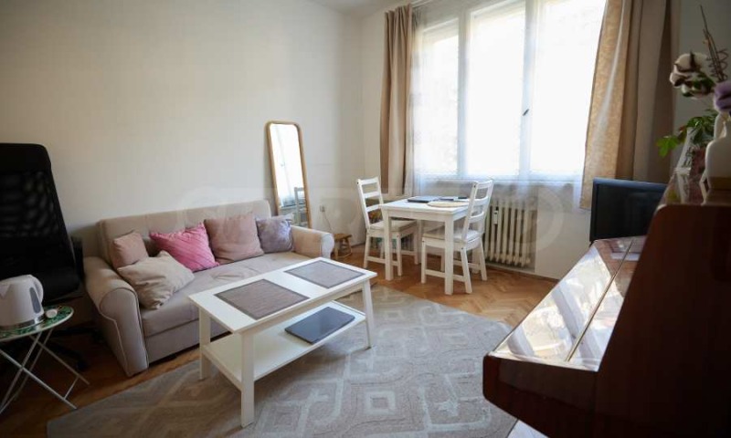 Продается  2 спальни София , Център , 125 кв.м | 78085571