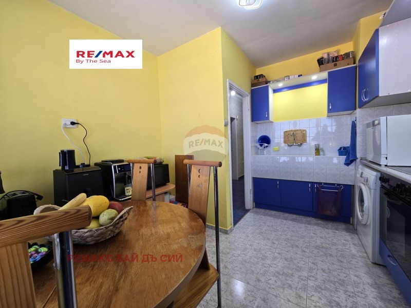 Продава  4-стаен град Варна , Окръжна болница-Генерали , 63 кв.м | 92129363 - изображение [8]