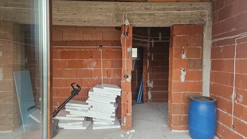 Продава КЪЩА, гр. Правец, област София област, снимка 8 - Къщи - 51754625