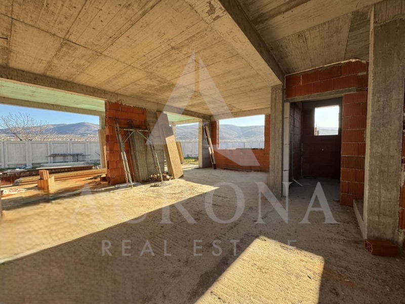 Продава КЪЩА, с. Марково, област Пловдив