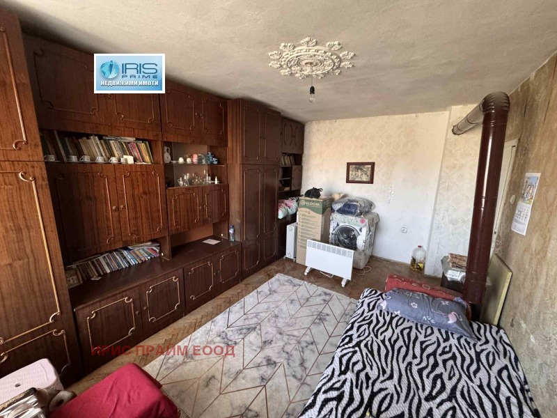 Продава 1-СТАЕН, гр. Шумен, Център, снимка 2 - Апартаменти - 53094379