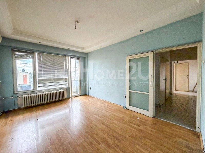 Продава 2-СТАЕН, гр. София, Толстой