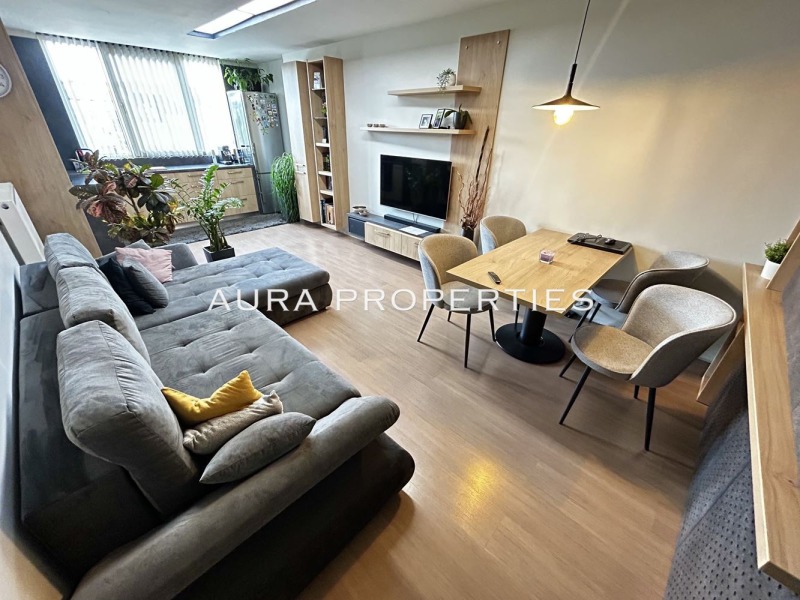 Продава 3-СТАЕН в град Разград, Бели Лом - 75 кв.м / 132 424.60 € » 259 000 лв., ЕВОЛЮТ - ХП