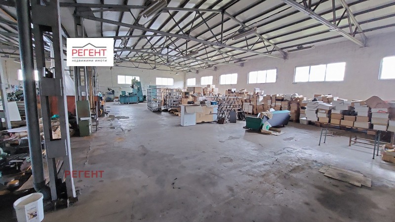 Продава ПРОМ. ПОМЕЩЕНИЕ в град Габрово, Промишлена зона - 983 кв.м / 330 000 € » 645 423.90 лв., РЕГЕНТ
