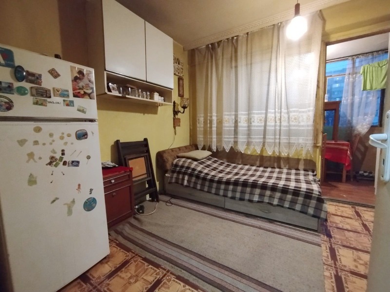 Продава 2-СТАЕН, гр. Русе, Чародейка - Юг, снимка 3 - Апартаменти - 52048081