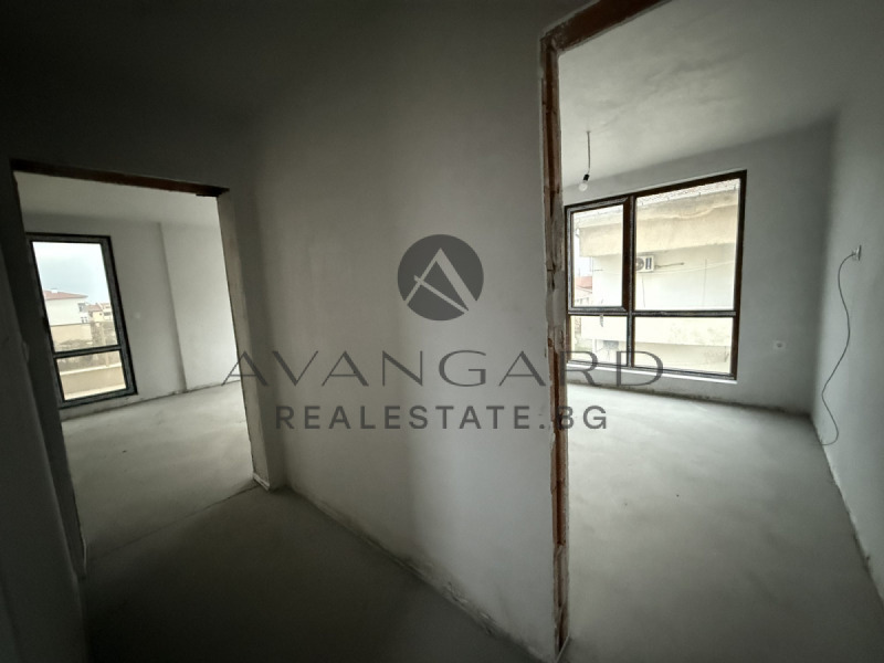 Продава 2-СТАЕН, гр. Пловдив, Прослав, снимка 3 - Апартаменти - 52494013