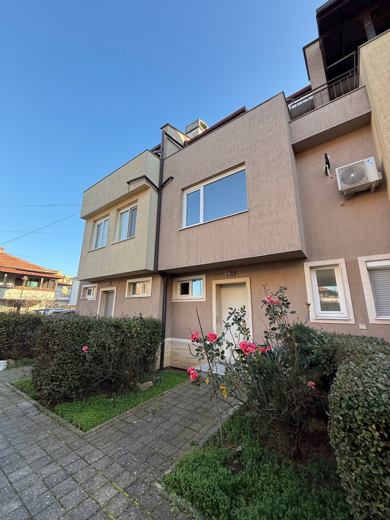 Продава  3-стаен, област Бургас, гр. Черноморец •  248 000 EUR • ID 93179425 — holmes.bg - [1] 
