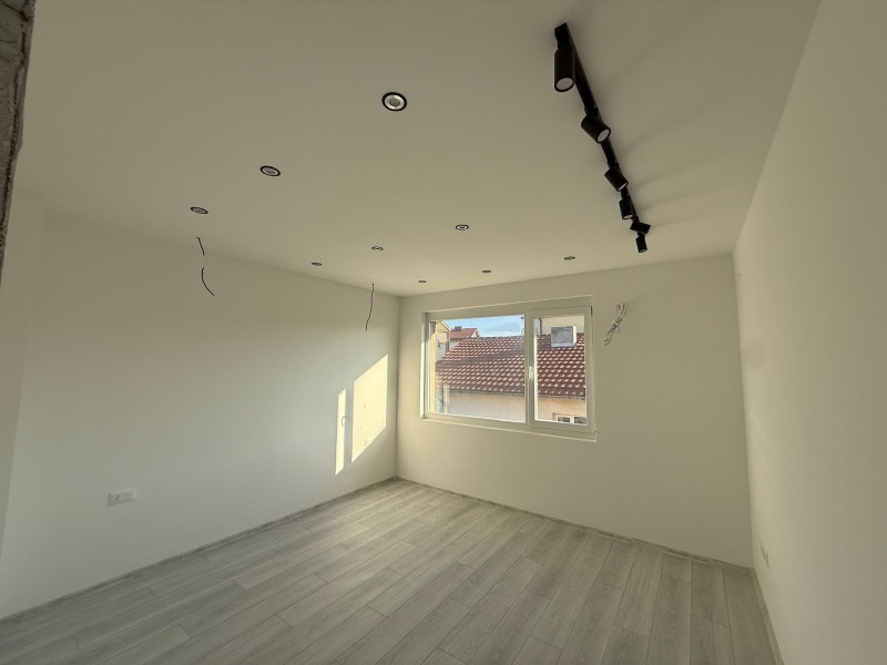 Na prodej  2 ložnice oblast Burgas , Černomorec , 140 m2 | 51694057 - obraz [16]