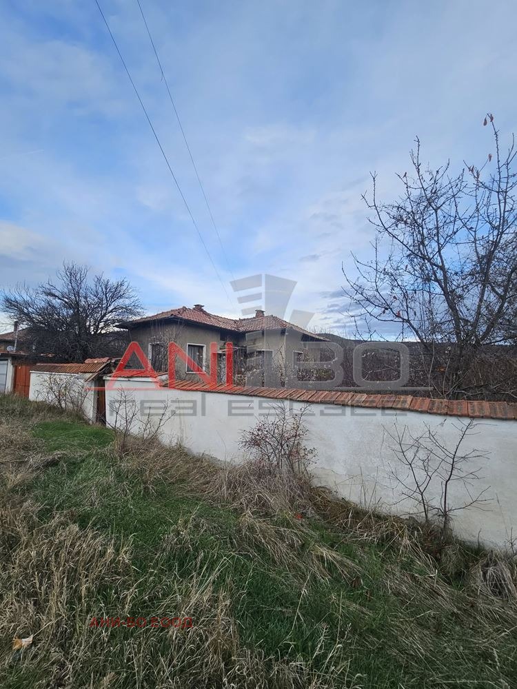 Продава КЪЩА, гр. Брезник, област Перник, снимка 3 - Къщи - 52689931