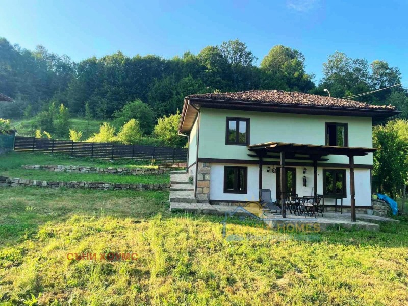 Продава КЪЩА, с. Палици, област Велико Търново, снимка 8 - Къщи - 53229687