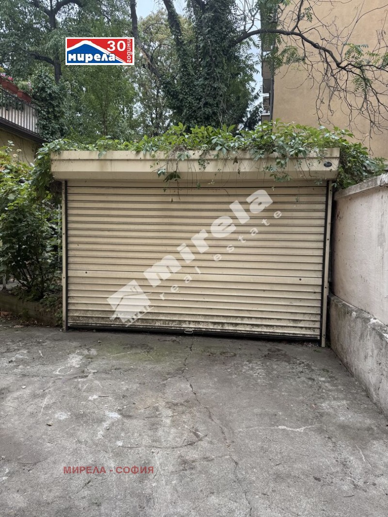 À vendre  Garage Sofia , Doktorski pametnik , 20 m² | 96260760