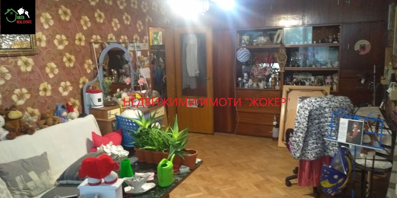 Продава 4-СТАЕН, гр. Свищов, област Велико Търново, снимка 2 - Апартаменти - 55534573