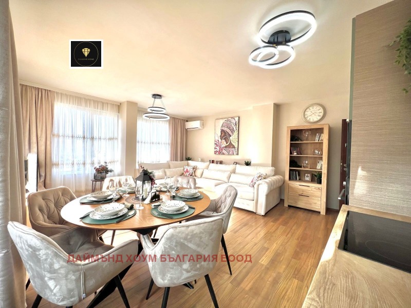 Продава МНОГОСТАЕН, гр. Пловдив, Център, снимка 3 - Апартаменти - 52847472