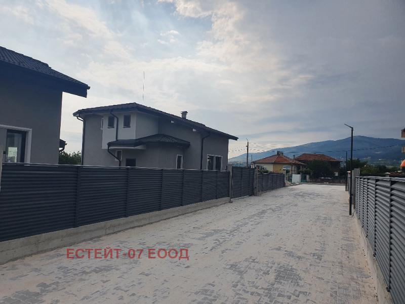 Продава КЪЩА, с. Бенковски, област Пловдив, снимка 8 - Къщи - 53170639