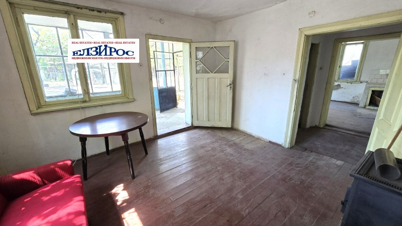 Продава  Къща област Кюстендил , с. Слокощица , 120 кв.м | 98697580 - изображение [4]