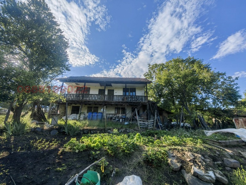 Продава КЪЩА, с. Слатина, област Монтана, снимка 3 - Къщи - 52780529