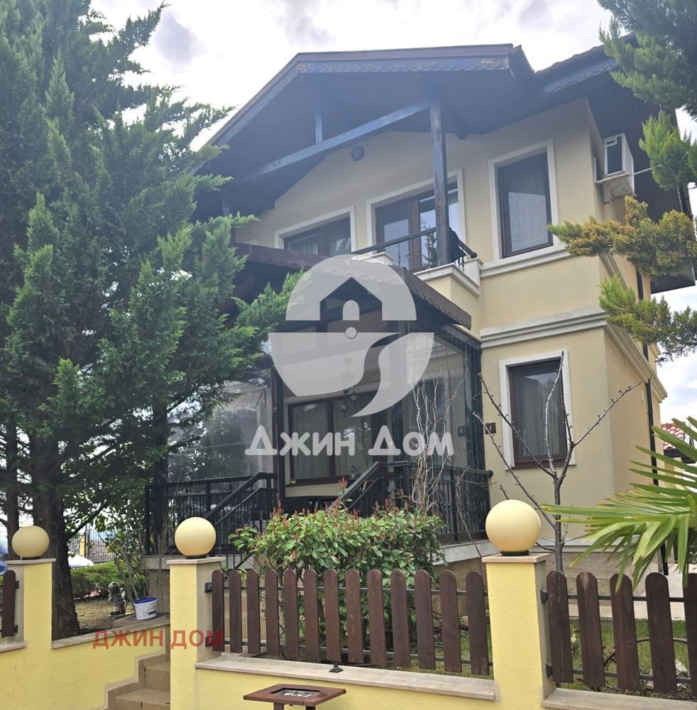 Продава КЪЩА, с. Кошарица, област Бургас