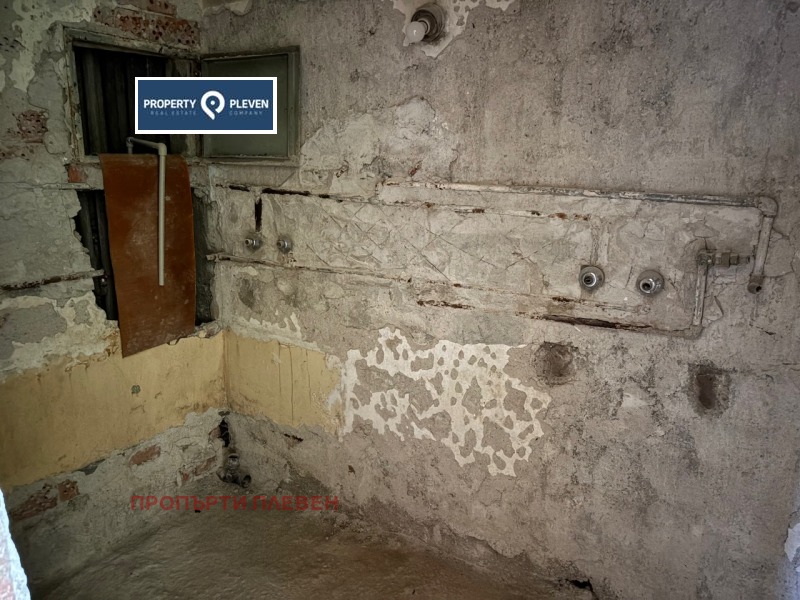 Продава 3-СТАЕН, гр. Плевен, Идеален център, снимка 4 - Апартаменти - 48893918
