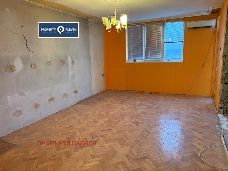 Продава 3-СТАЕН, гр. Плевен, Идеален център