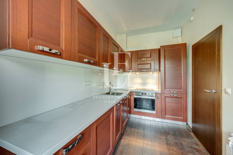 Продава 3-СТАЕН, гр. София, Център, снимка 8 - Апартаменти - 53022101