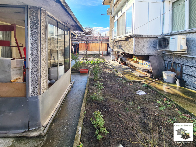 Продава ЕТАЖ ОТ КЪЩА, гр. Горна Оряховица, област Велико Търново, снимка 13 - Етаж от къща - 53123563