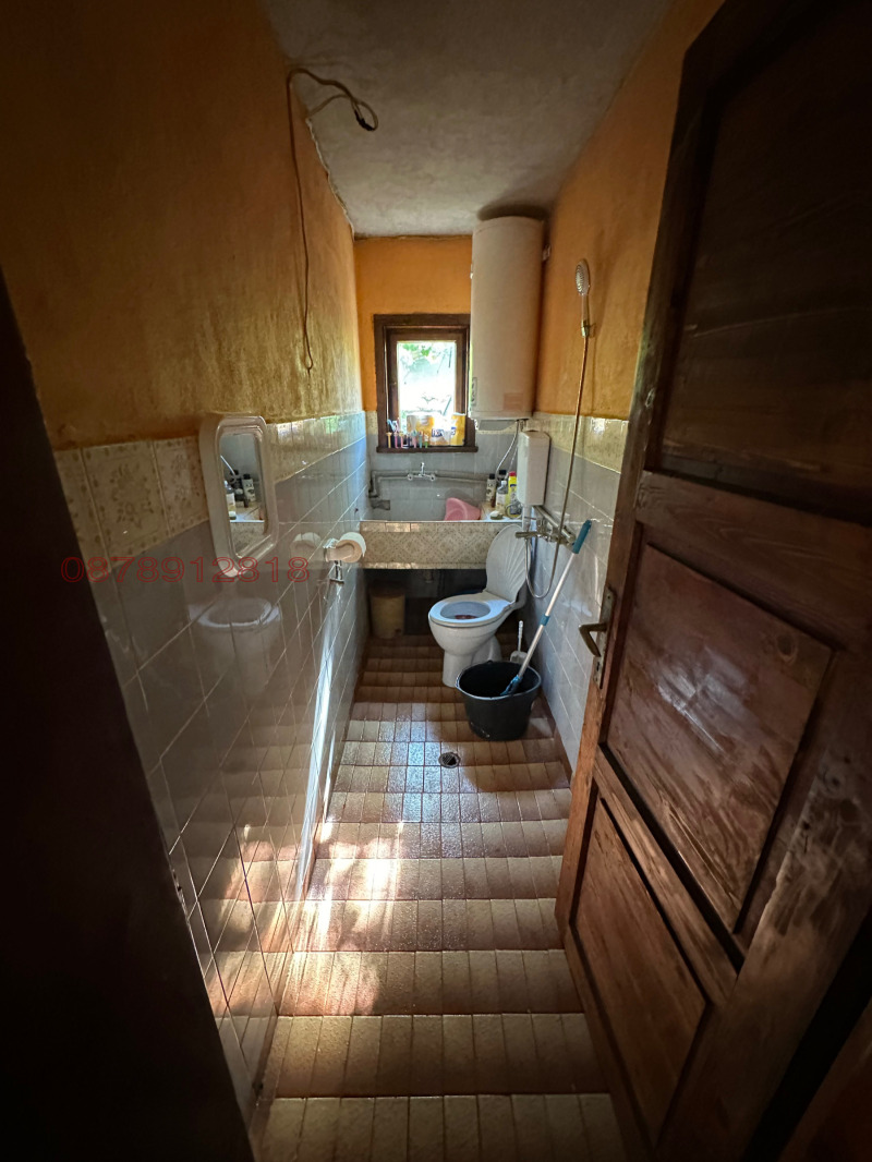 Продава КЪЩА, с. Голец, област Ловеч, снимка 4 - Къщи - 53569346