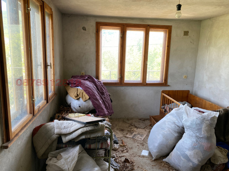 Продава КЪЩА, с. Голец, област Ловеч, снимка 15 - Къщи - 53569346