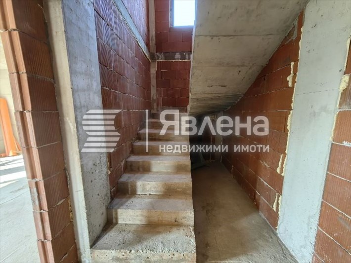 Продава КЪЩА, с. Изгрев, област Благоевград, снимка 4 - Къщи - 53181587