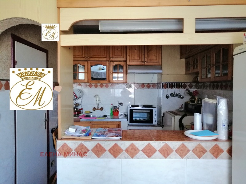 Продава 3-СТАЕН в град Шумен, 2-ри корпус - 76 кв.м / 145 000 € » 283 595.35 лв., ЕЛЕНА МИНАС