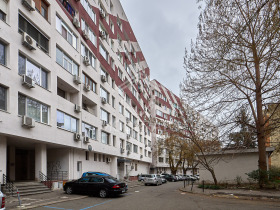 3+ Schlafzimmer Bratja Miladinowi, Burgas 1