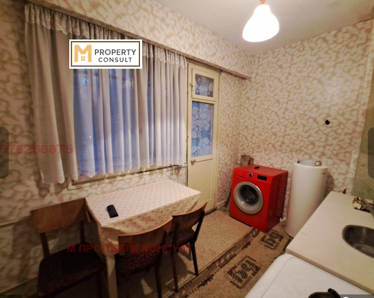Продава 2-СТАЕН, гр. Плевен, Сторгозия, снимка 2 - Апартаменти - 54366278