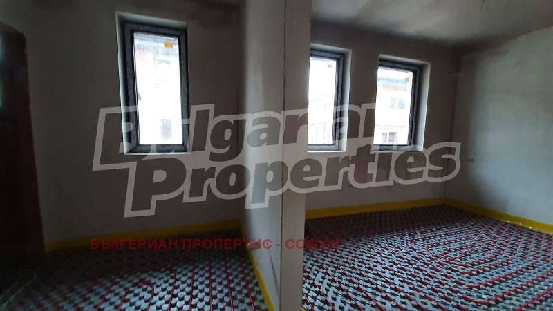 Продава КЪЩА, гр. София, с. Владая, снимка 17 - Къщи - 53244643